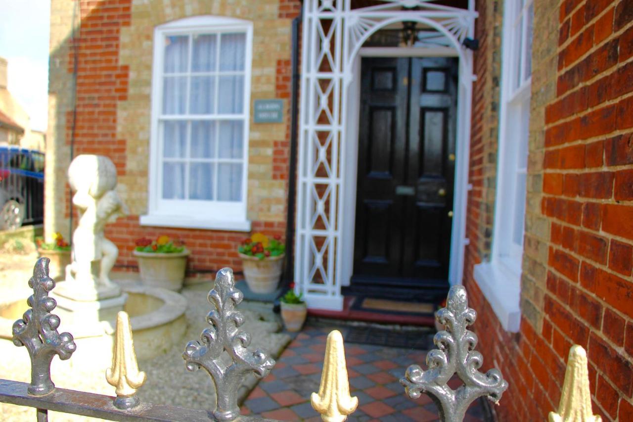 Вилла Seaside Luxury House On The Suffolk Coast Саксмундхэм Экстерьер фото