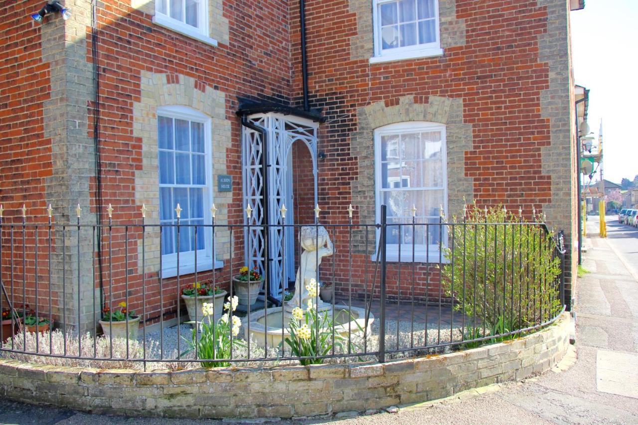 Вилла Seaside Luxury House On The Suffolk Coast Саксмундхэм Экстерьер фото