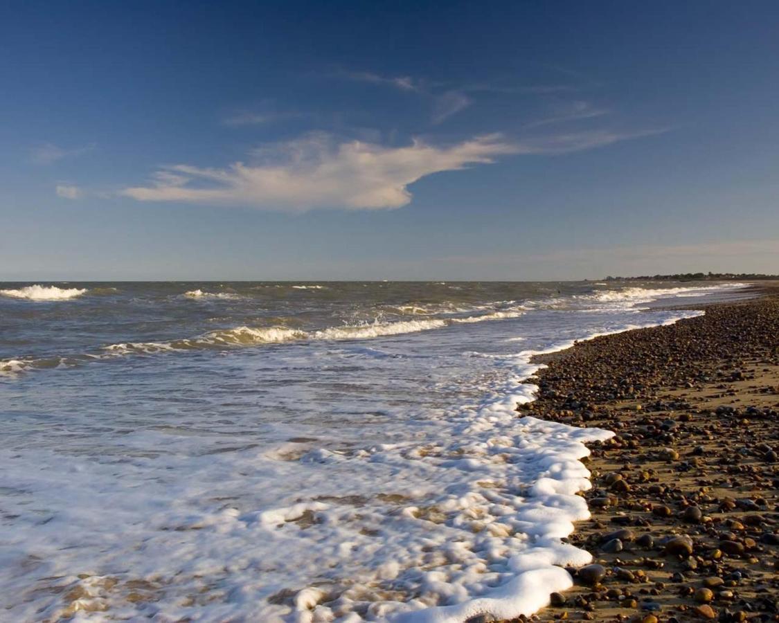 Вилла Seaside Luxury House On The Suffolk Coast Саксмундхэм Экстерьер фото