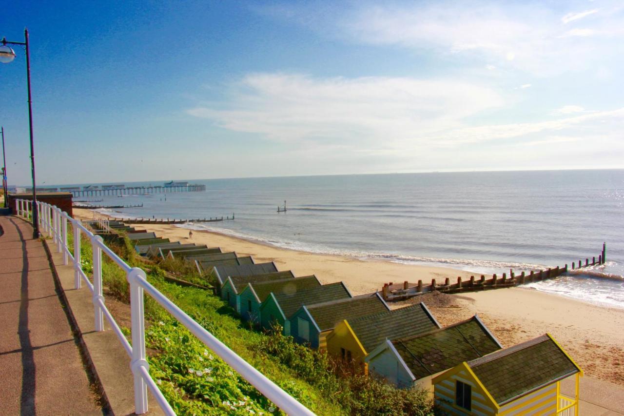 Вилла Seaside Luxury House On The Suffolk Coast Саксмундхэм Экстерьер фото